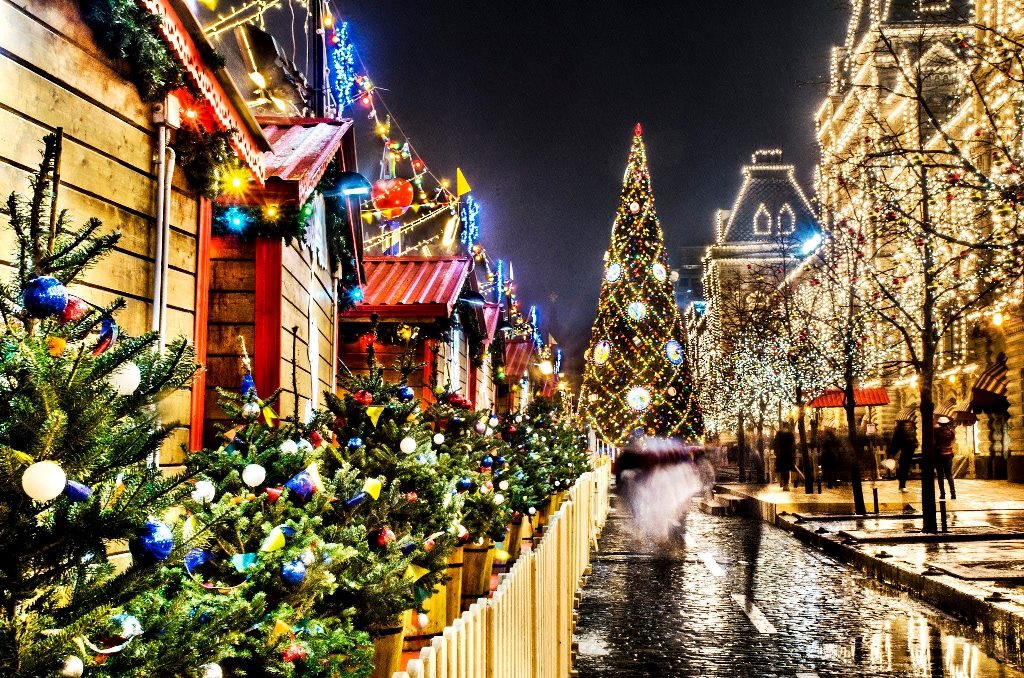 Отдых в новогодние каникулы в Москве и Питере